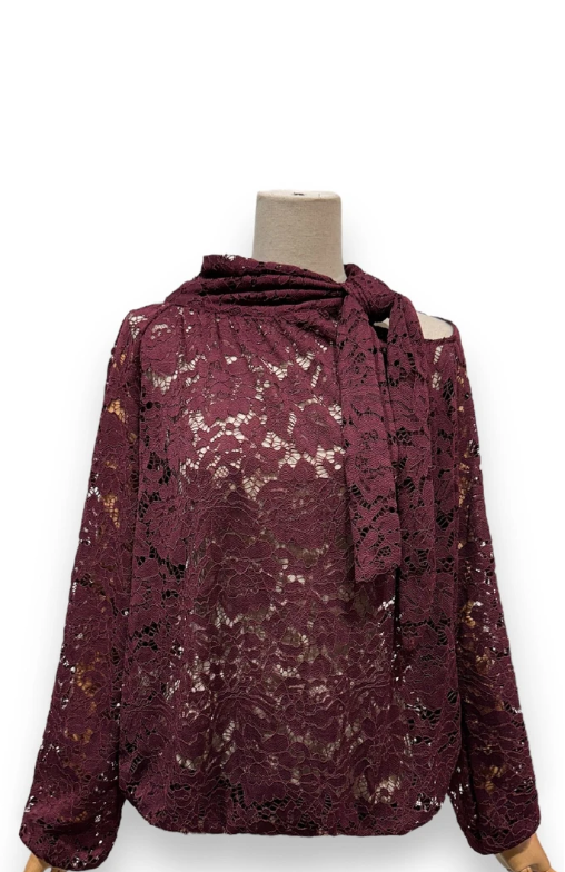 Burgundy kanten top  ♥