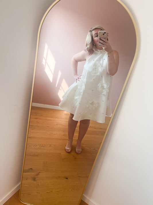 Korte jurk met bloemen