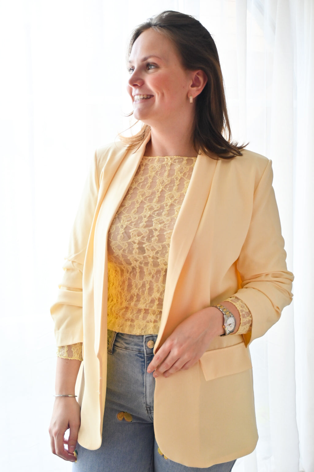 Yellow blazer